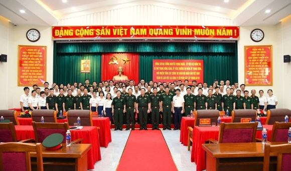 CÔNG TY VINH DỰ ĐÓN ĐOÀN CÔNG TÁC QUÂN ỦY TRUNG ƯƠNG, BỘ QUỐC PHÒNG VÀ TỔNG CỤC CHÍNH TRỊ QĐND VIỆT NAM, ĐẠI TƯỚNG NGUYỄN TRỌNG NGHĨA - TRƯỞNG ĐOÀN  ĐẾN THĂM VÀ LÀM VIỆC